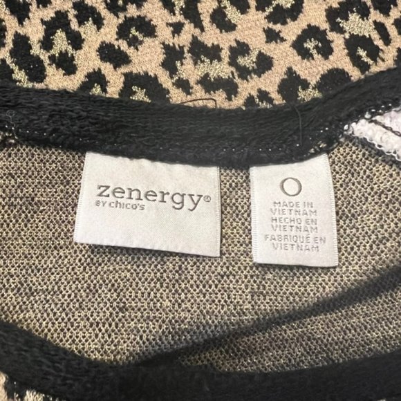 Chico's Zenergy Animal Print 3/4 Sleeve Blouse Size Small - Picture 9 of 9